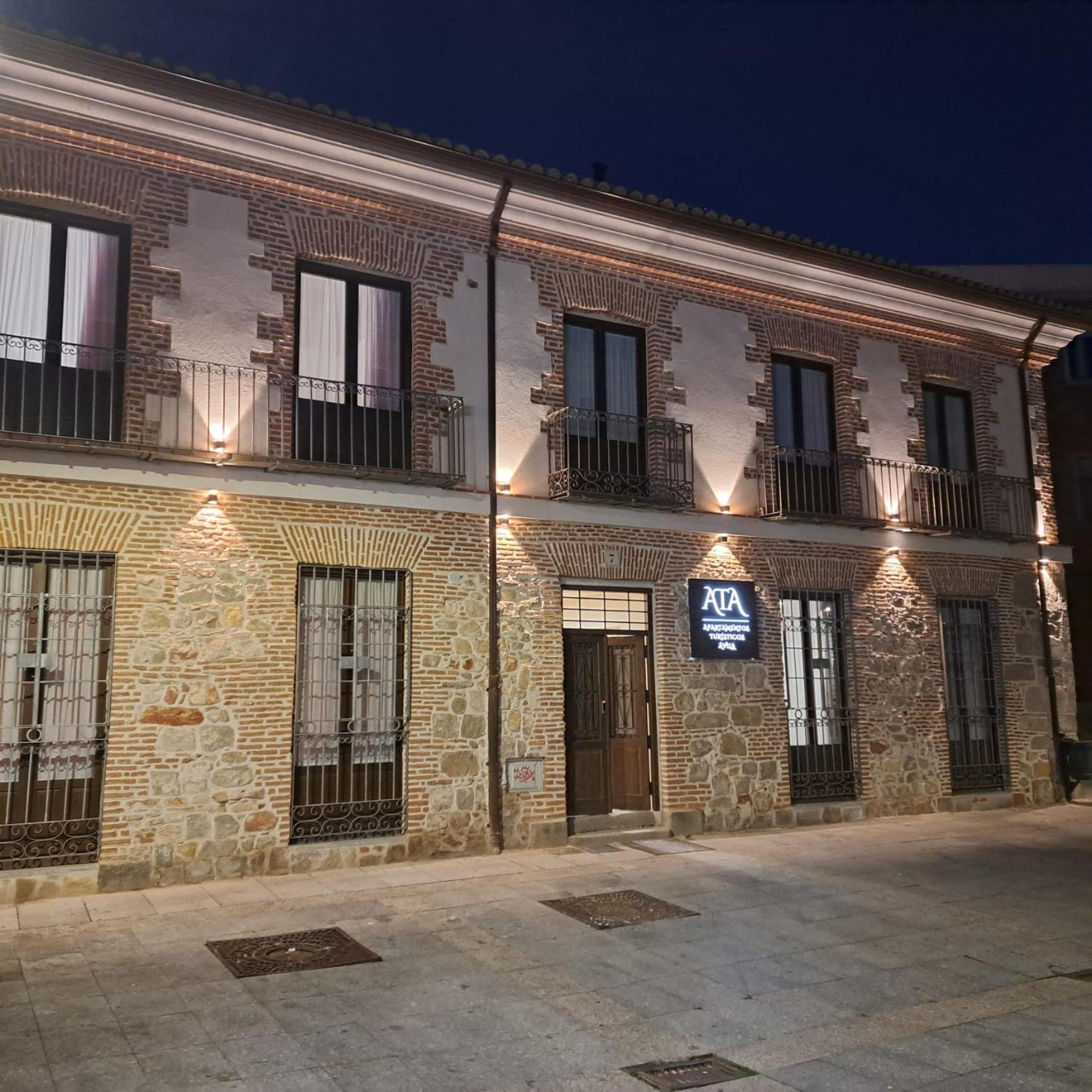 Apartamentos Turisticos Avila Puerta Del Puente 1-3 Ávila Exterior foto